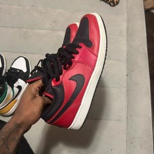 Air Jordan 1 Low 'Reverse Bred'